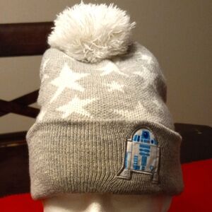 Star Wars R2-D2 Pom Pom Beanie Unisex Adult.